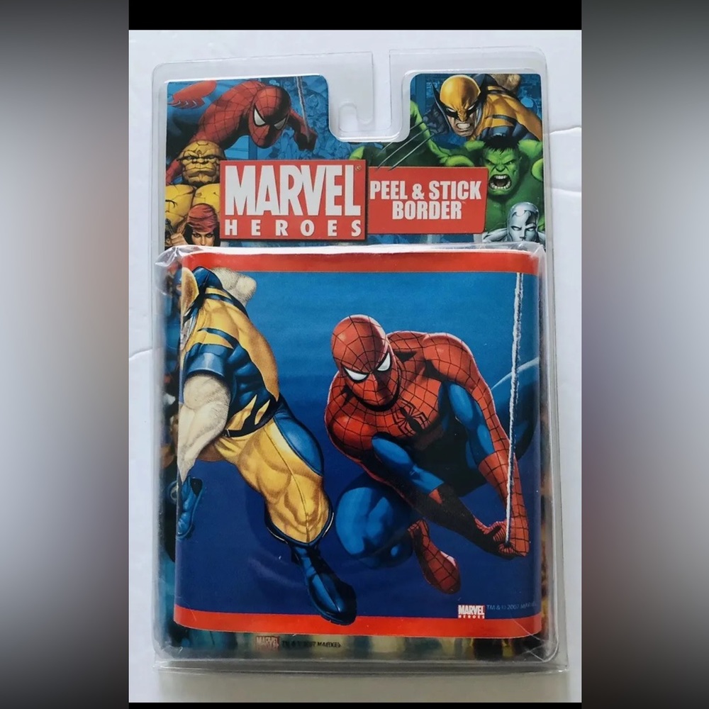 Marvel Heroes Peel and Stick Wall Border Hulk Wolverine SpiderMan Iron Man Thing